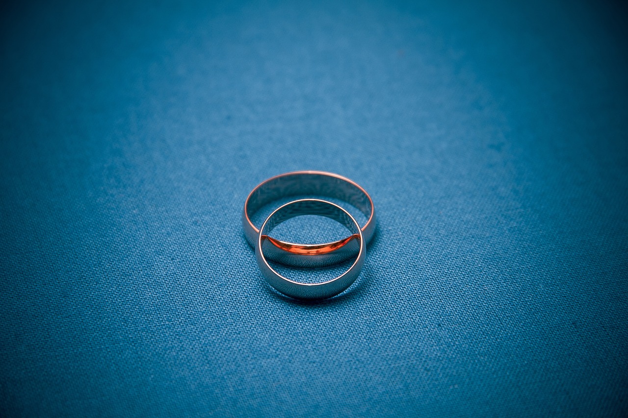 wedding, engagement, rings-1361076.jpg